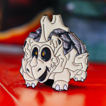 Dryhorn Pin (Glow In The Dark)